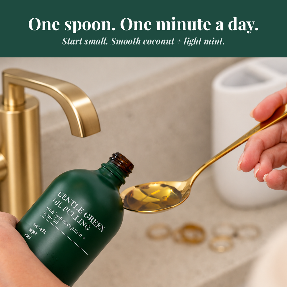 One spoon of Gentle Green oil pulling with hydroxyapatite and neem oil, one minute a day – a smooth coconut and light mint Ayurvedic oil pulling habit by Terra & Co.